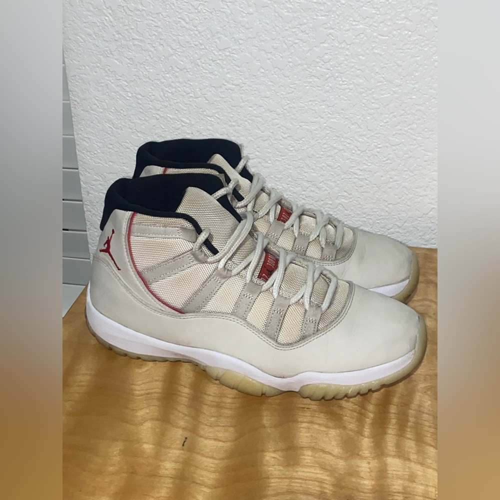 Jordan 11 ‘Platinum Tint’